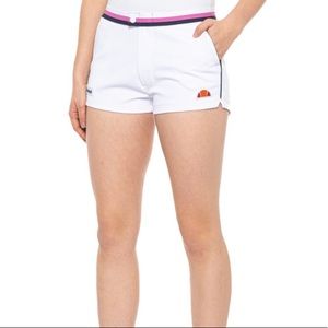 🛑CLEARANCE‼️ 🆕 Ellesse Donisna Shorts w/ pockets, white size XL
